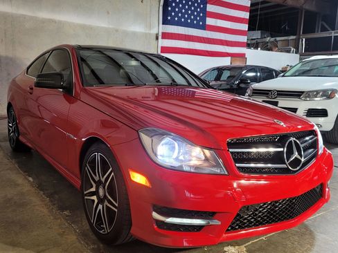 Used 2014 Mercedes-Benz C 250 Coupe image 4