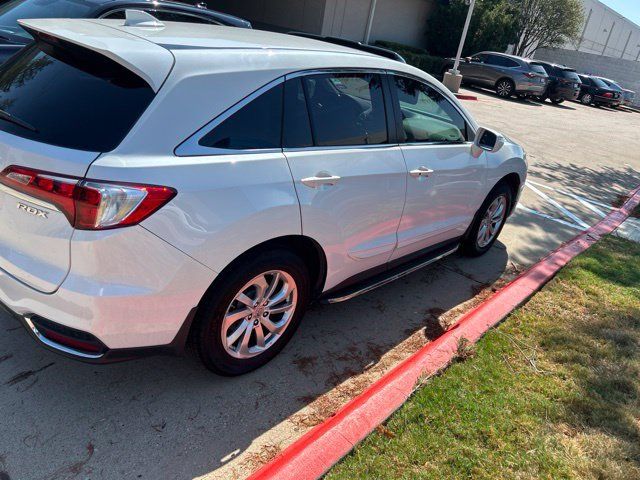 Used 2018 Acura RDX w/ Technology Package FWD image 3