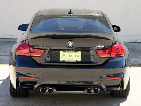 Used 2018 BMW M4 Coupe RWD image 43