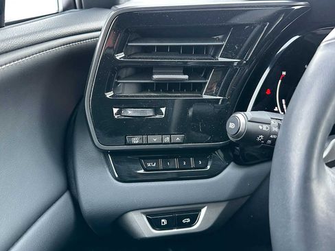 Used 2024 Lexus RX 350h image 32