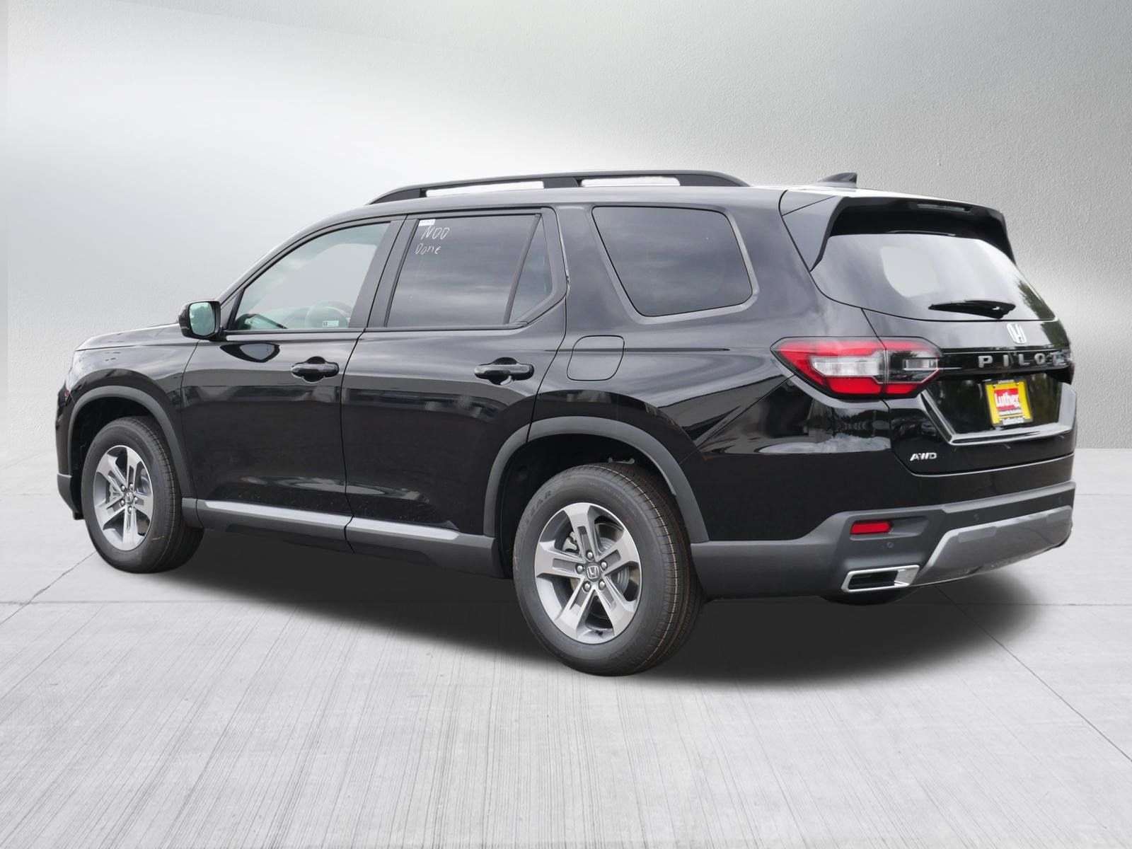 New 2026 Honda Pilot EX-L image 5