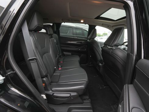 Used 2025 INFINITI QX60 Luxe AWD/4WD image 42