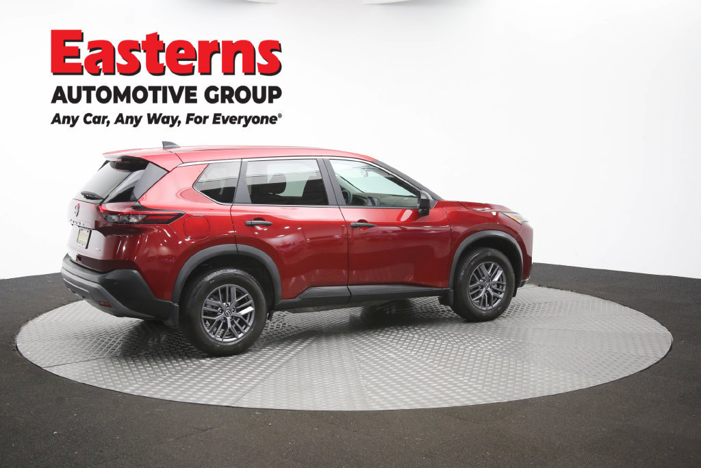 Used 2023 Nissan Rogue S AWD/4WD image 46