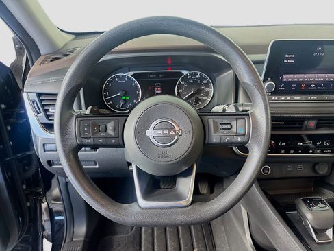Used 2023 Nissan Rogue SV AWD/4WD image 11