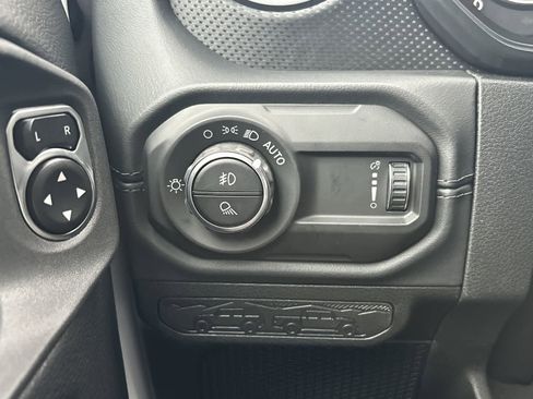 New 2026 Jeep Gladiator Rubicon image 16