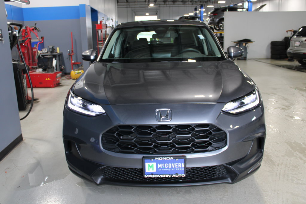 Used 2024 Honda HR-V LX image 2