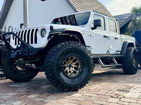 Used 2020 Jeep Gladiator Sport w/ Quick Order Package 24S AWD/4WD image 20