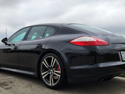 Used 2013 Porsche Panamera GTS image 3