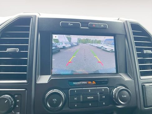 Used 2018 Ford F150 XL w/ Equipment Group 101A Mid AWD/4WD image 27