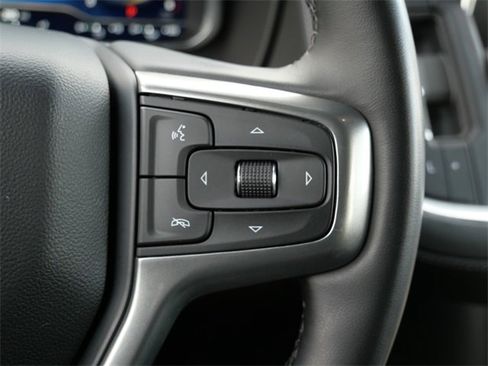 Used 2023 Chevrolet Suburban Z71 w/ Z71 Off-Road Package image 18