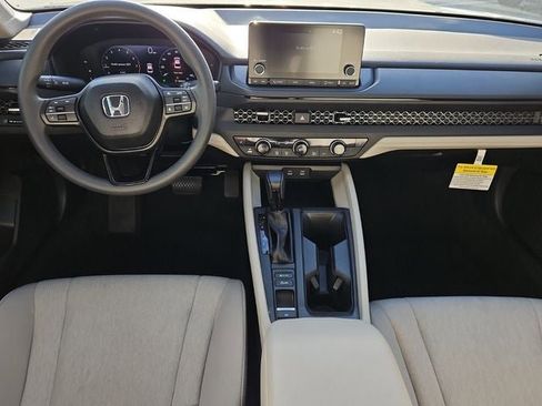 Certified 2025 Honda Accord SE image 13