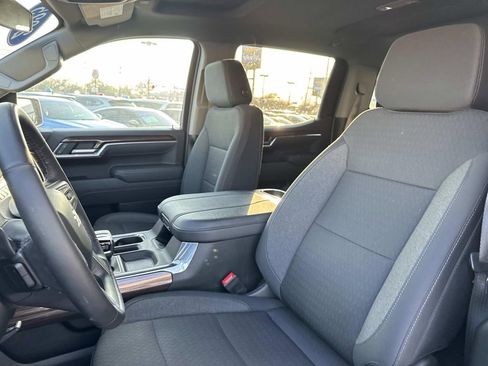 Certified 2025 Chevrolet Silverado 1500 LT image 17