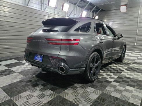 Used 2022 Genesis GV70 2.5T w/ Sport Prestige Package AWD/4WD image 4