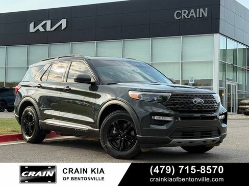 Used 2022 Ford Explorer XLT w/ Equipment Group 202A AWD/4WD image 1
