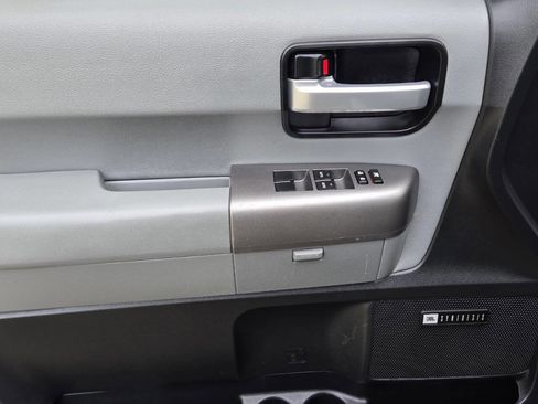 Used 2013 Toyota Sequoia Limited image 33