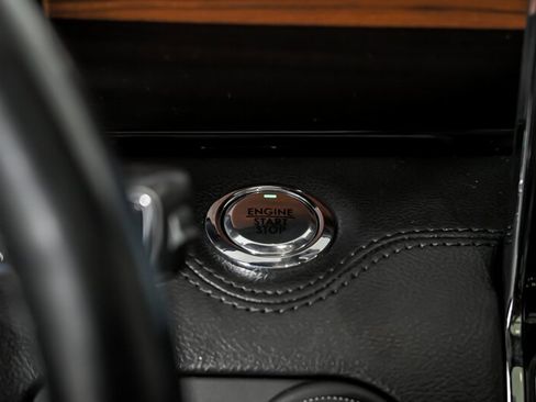 Used 2021 Lincoln Navigator Reserve image 28