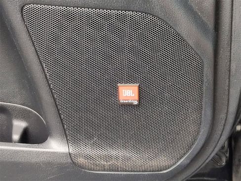 Used 2016 Toyota Highlander Limited Platinum image 32