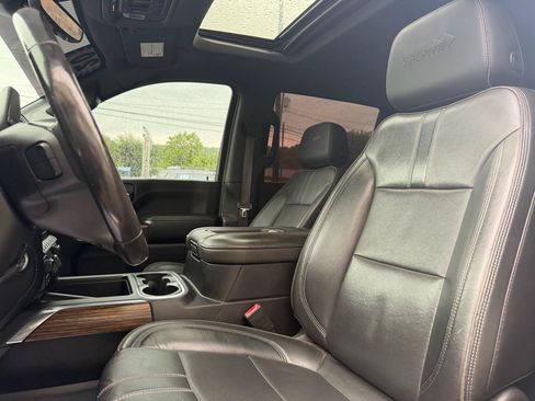 Used 2020 Chevrolet Silverado 2500 High Country w/ Z71 Off-Road Package AWD/4WD image 11