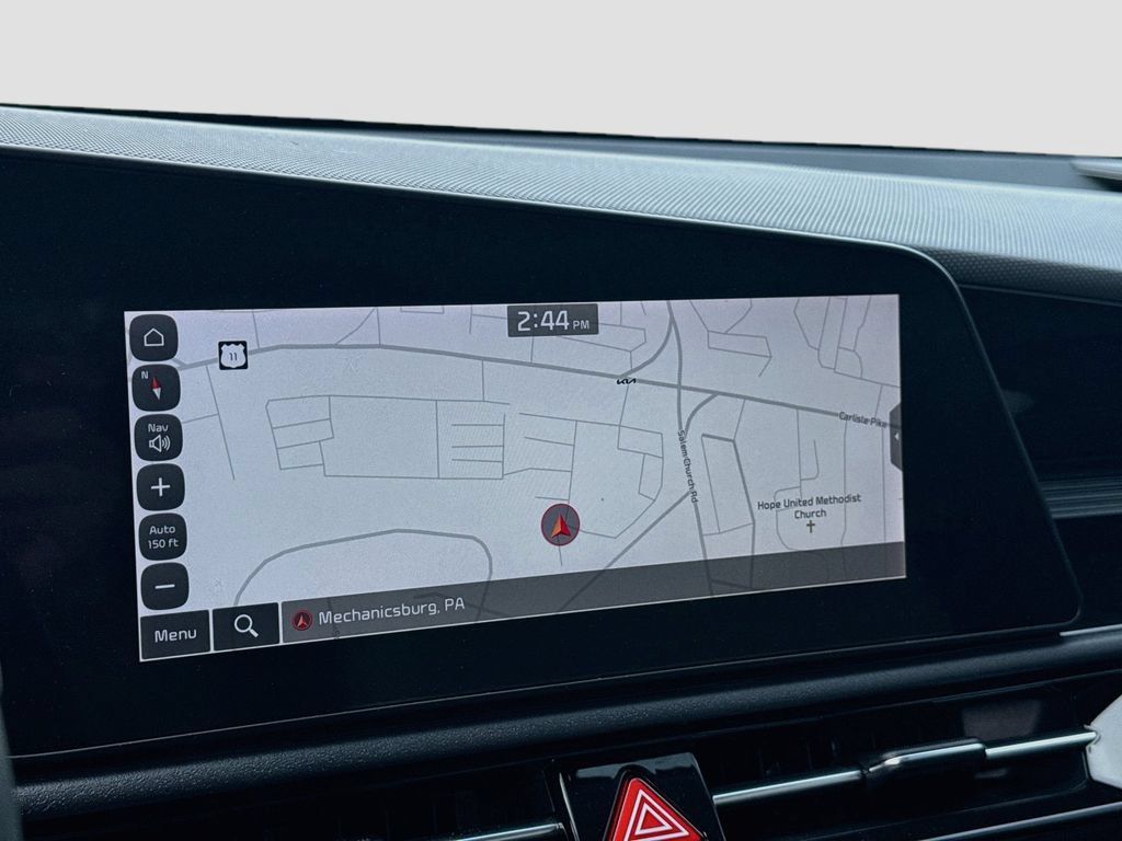 Certified 2023 Kia Niro EX FWD image 16