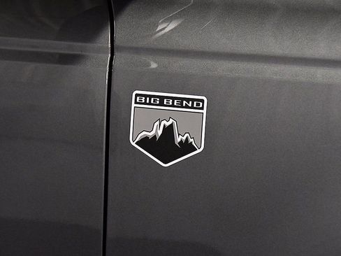 New 2025 Ford Bronco Big Bend w/ Black Diamond Package AWD/4WD image 10