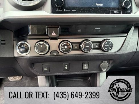Used 2016 Toyota Tacoma TRD Sport w/ Towing Package AWD/4WD image 22