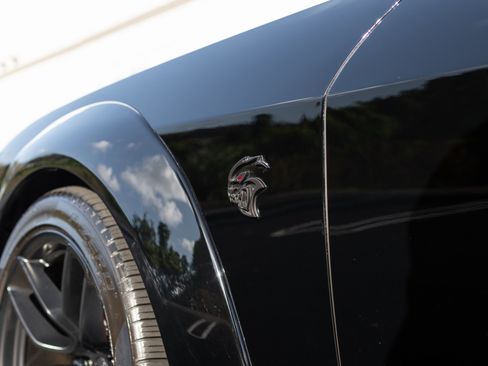 Used 2019 Dodge Challenger SRT Hellcat Redeye image 21