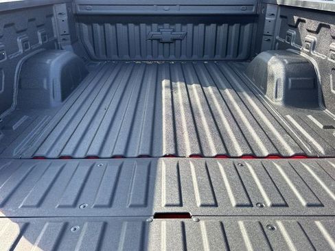 New 2026 Chevrolet Silverado 1500 ZR2 image 25