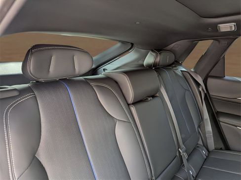 New 2026 Cadillac Lyriq V image 15