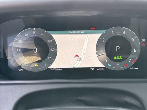 New 2026 Land Rover Range Rover Velar Dynamic SE image 18