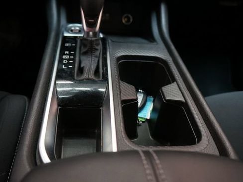 Certified 2022 Nissan Sentra SV FWD image 23