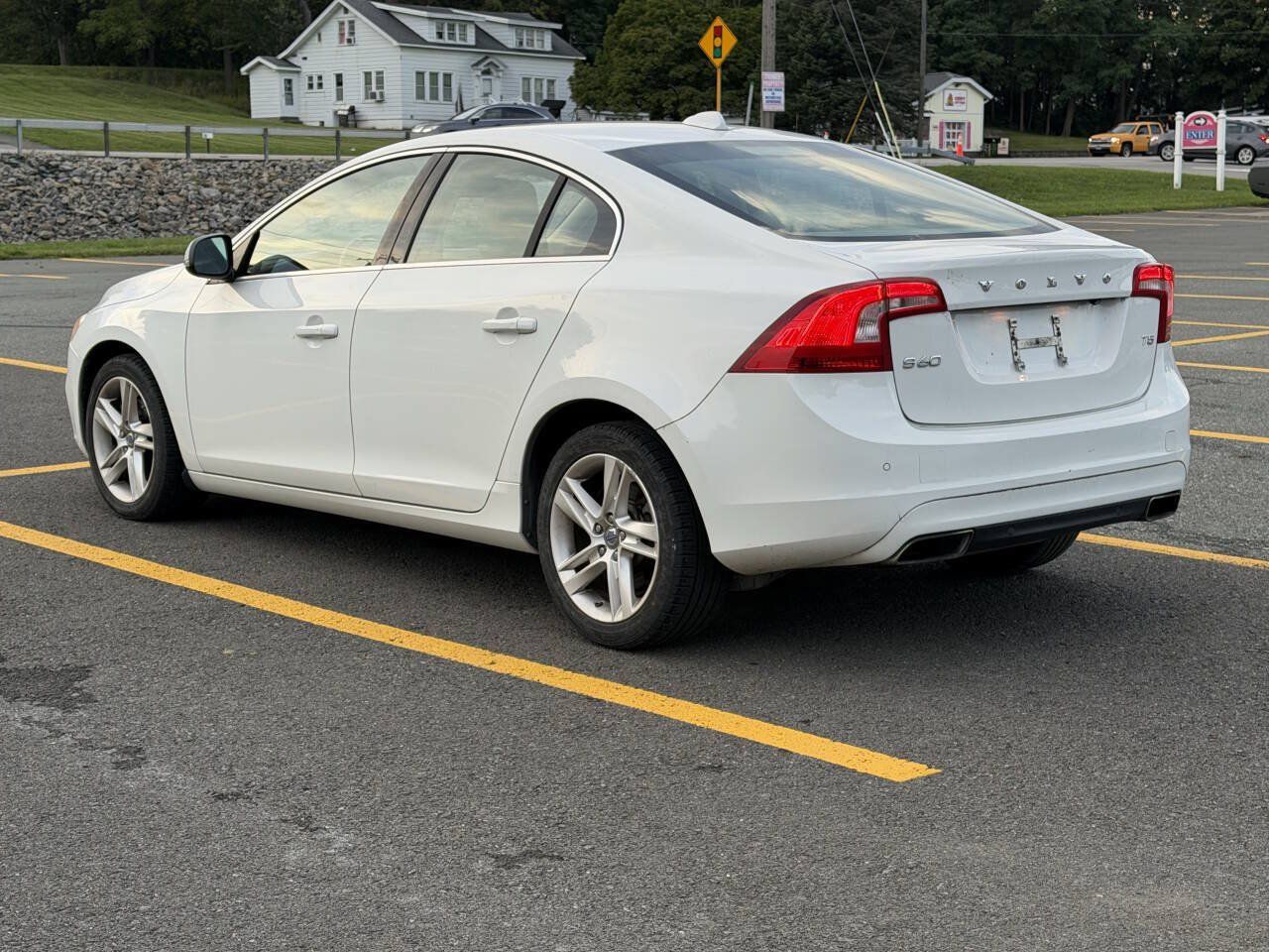 Used 2015 Volvo S60 T5 Premier Plus FWD image 8