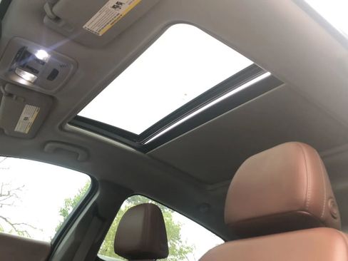 Used 2018 Chevrolet Malibu Premier w/ Premier Sun and Wheel Package image 26