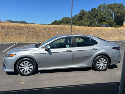Certified 2021 Toyota Camry LE w/ Cold Weather Package FWD image 7
