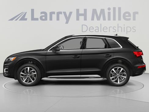 Used 2021 Audi Q5 2.0T Premium w/ Convenience Package AWD/4WD image 3