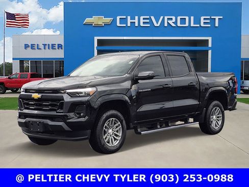 Used 2025 Chevrolet Colorado LT w/ LT Convenience Package RWD image 3