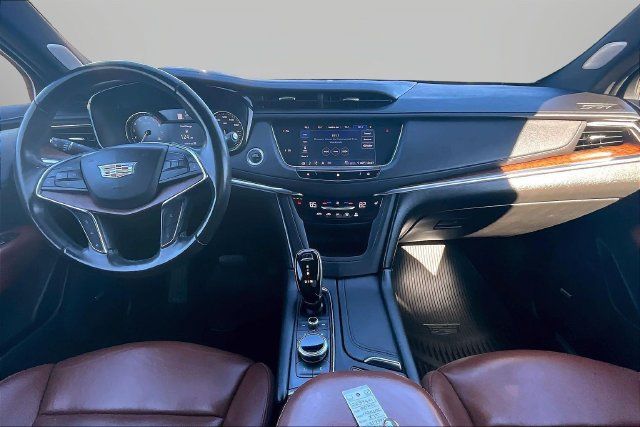 Used 2020 Cadillac XT5 Premium Luxury AWD/4WD image 14
