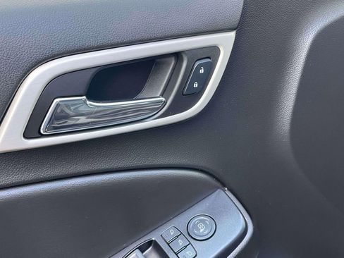 Used 2018 GMC Yukon Denali w/ Open Road Package image 27