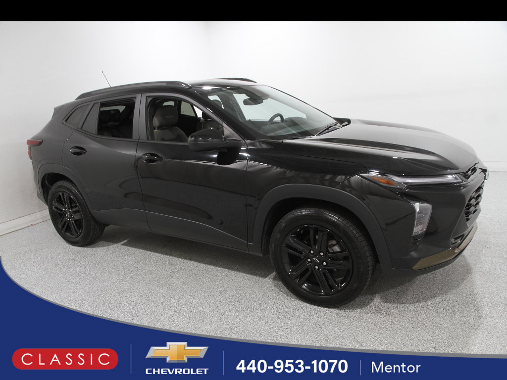 Certified 2024 Chevrolet Trax ACTIV w/ Driver Confidence Package FWD image 1