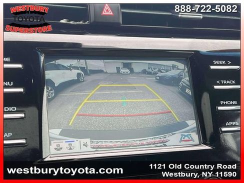Used 2019 Toyota Camry SE FWD image 33