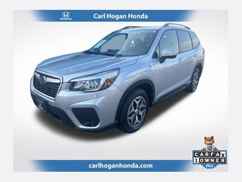 Used 2019 Subaru Forester Premium w/ All-Weather Package AWD/4WD image 1
