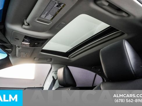 Used 2024 Lexus ES 300h w/ Premium Package image 31