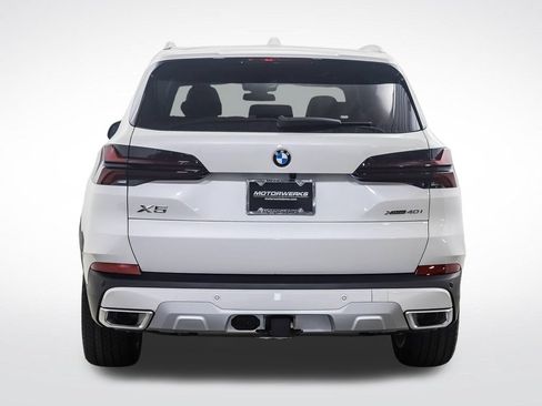 New 2026 BMW X5 xDrive40i w/ Climate Comfort Package AWD/4WD image 4