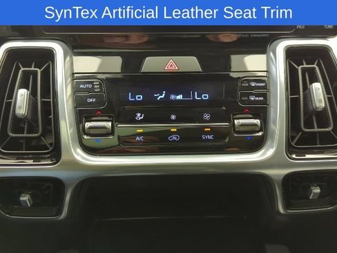 Used 2023 Kia Sorento SX FWD image 16