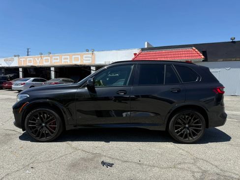Used 2021 BMW X5 M50i w/ Executive Package AWD/4WD image 4