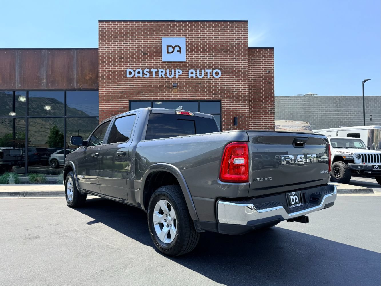Used 2025 RAM 1500 Big Horn AWD/4WD image 6