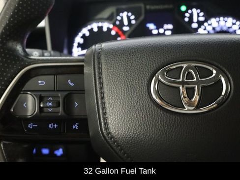 Used 2023 Toyota Tundra SR5 w/ SR5 Convenience Package AWD/4WD image 8