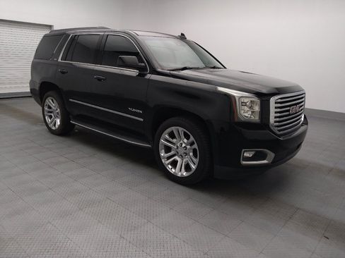 Used 2017 GMC Yukon SLT w/ Premium Edition RWD image 11