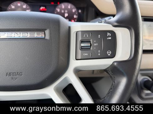 Used 2023 Land Rover Defender 110 SE image 26