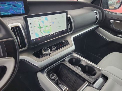 Used 2025 Ford Expedition Max Platinum image 21