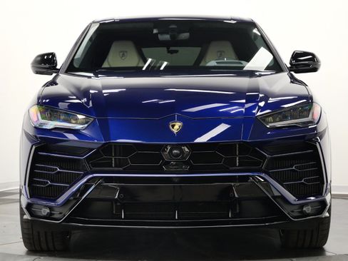 Used 2022 Lamborghini Urus AWD/4WD image 4